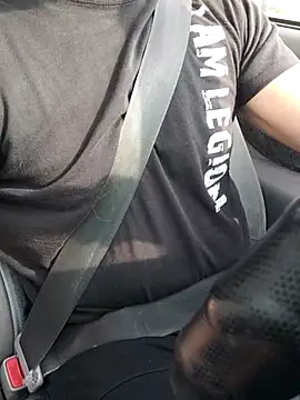 Pokazy przed kamerką – GreekGuyOutdoors