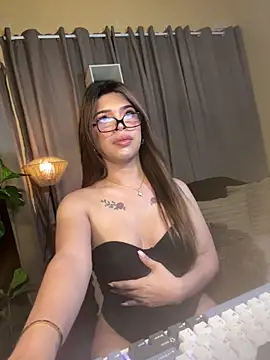 Nyxie_luxx Pertunjukan Webcam