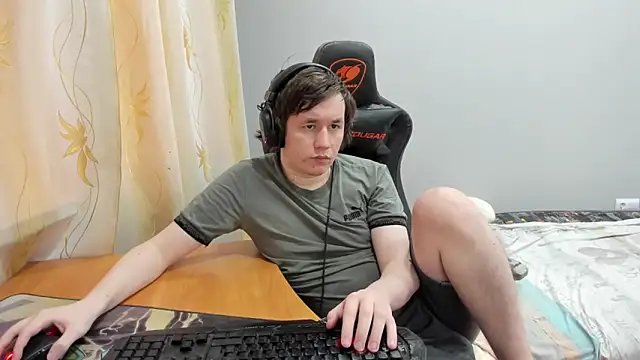 Show modela iliaskrislove na web-kameri