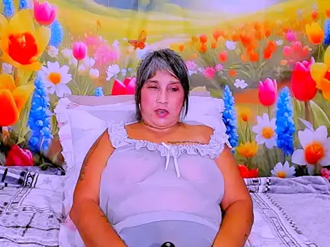 indianroxy: απευθείας συνομιλία ΧΧΧ