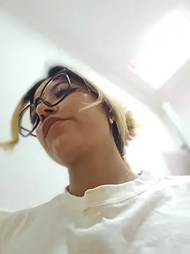 Živý XXX chat Pretty_roxxyy