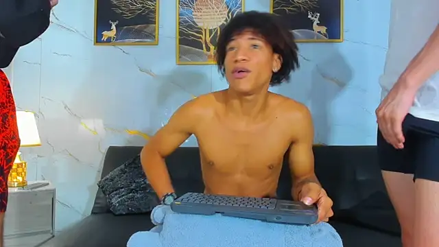 Spicy_guys Webcam show