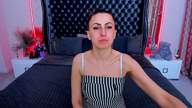 Živý XXX chat Rebecca_Diamond