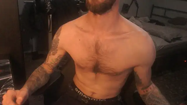 SexxxyLouis Adlı Modelin Web Kamerası Şovu