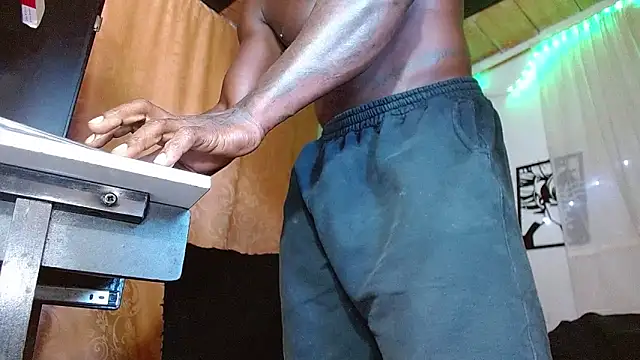 angel_bonbom webkamerás műsora