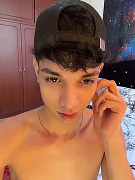 โชว์เว็บแคมของ RoughDiamond_