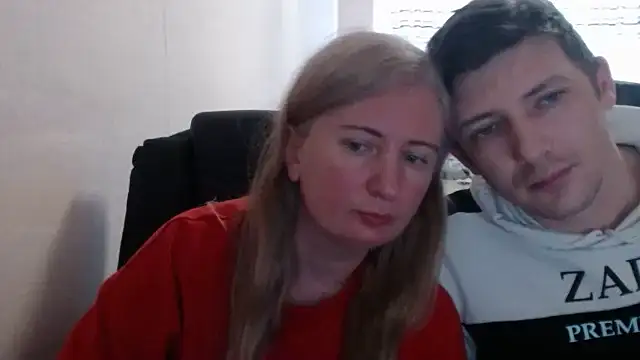 PeterAndJen live XXX chat