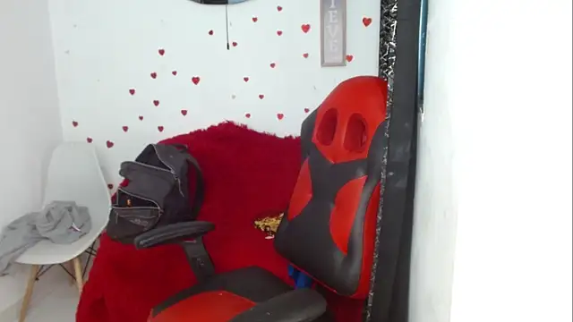 sven_fox723 Show Webcam