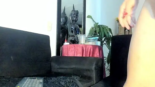 SandraGoldstein Adlı Modelin Canlı XXX Sohbeti