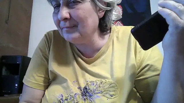 ExquisiteMature live XXX chat