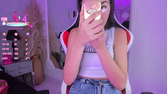 KarelyMitchel – Naživo XXX chat