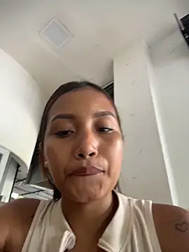 Chatroom XXX en direct de Genesis_18_