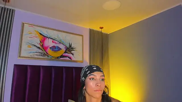 LauraAristizabal's Live XXX Chat