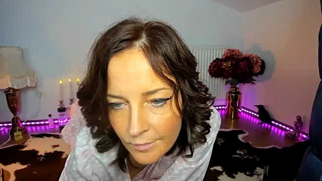 ViciousSiren 라이브 XXX 채팅