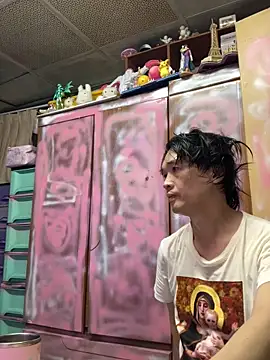 JesuAdam 现场XXX聊天