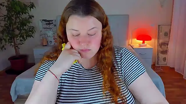 Chatroom XXX en direct de PolinaSalvatore