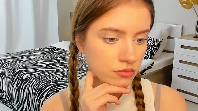 Erica_Kiss' Live XXX Chat