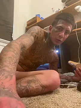 freaknine69 网络视讯表演