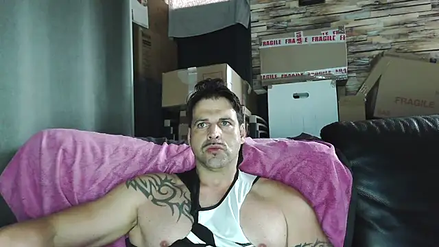 XxBigboybandxX – Live XXX-chat