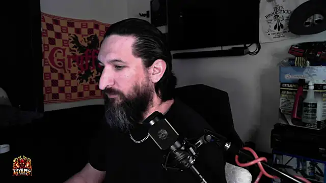 DevilPup75_n Live XXX chat