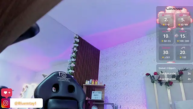 BLUE_TAY1 Adlı Modelin Canlı XXX Sohbeti