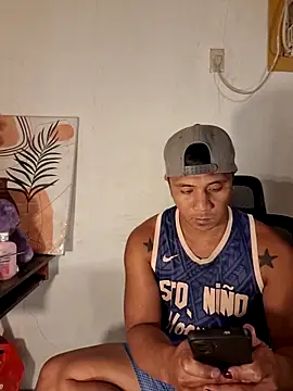 Felix_Asher Show Webcam