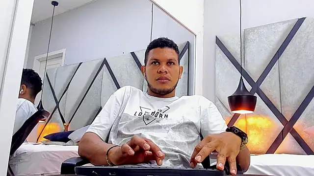 NohaBrooks Webcamshow