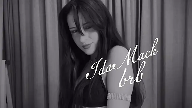 Chatroom XXX en direct de IdaMack