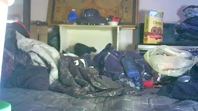 GUAPAN3S3_FIR3 – Naživo XXX chat