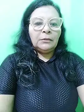 Amarantha25 Adlı Modelin Canlı XXX Sohbeti