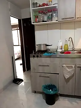 SabrinaVantress Adlı Modelin Canlı XXX Sohbeti