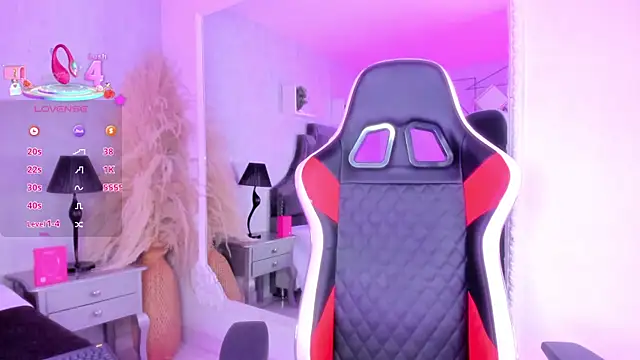 KarelyMitchel Chat XXX in diretta