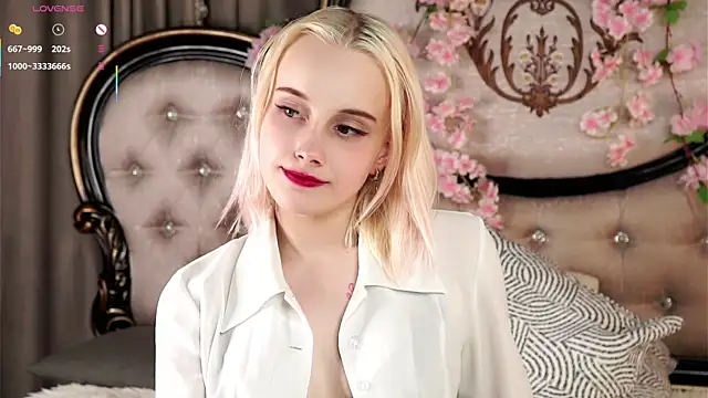 KirstinMcgeady's Live XXX Chat