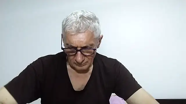 BIGUNCUTHARDCOCK Webcam show