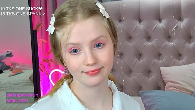 دردشة LilianHoward الجنسية المباشرة