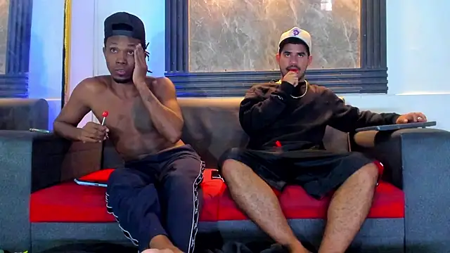 Latins_on_fire's Webcam Show