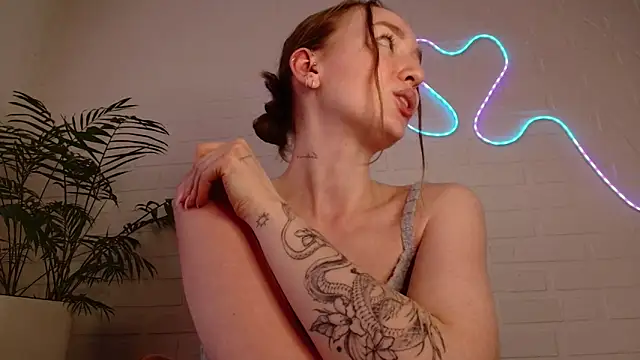 دردشة WhitePrincessLuna الجنسية المباشرة