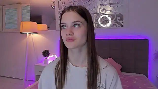 LuisaClover 现场XXX聊天