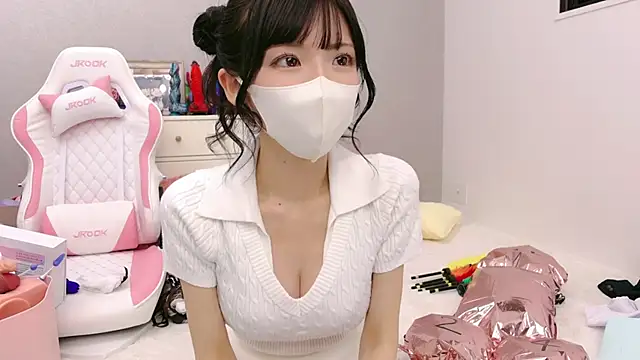 -minami- Chat XXX in diretta