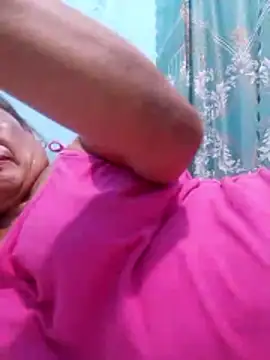 sexylizzy4u's Webcam Show