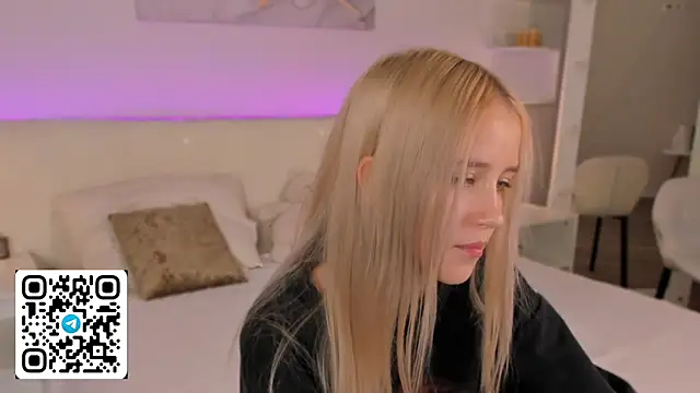 Anellyball live XXX chat