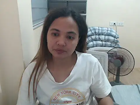 xTheLastVIRGINx লাইভ XXX চ্যাট