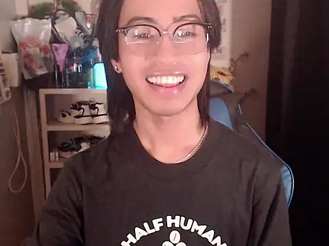 Pokazy przed kamerką – Erin_23