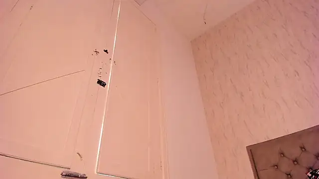 Sienna_brunetteのライブXXXチャット