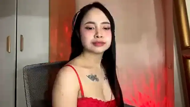 JuleneGowinsのライブXXXチャット