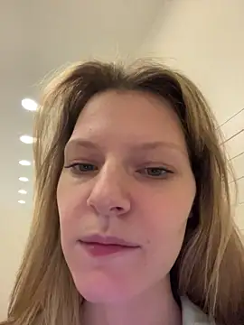 Živý XXX chat MaryHiggins