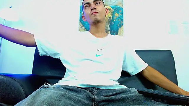 lucass_18: вебкам-шоу