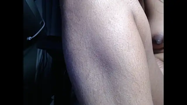 Chatroom XXX en direct de CuteRhea69