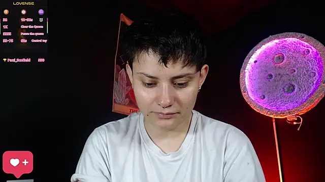 girl_intense444 Chat XXX in diretta