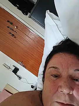 Show de Yaya_Mineira na webcam